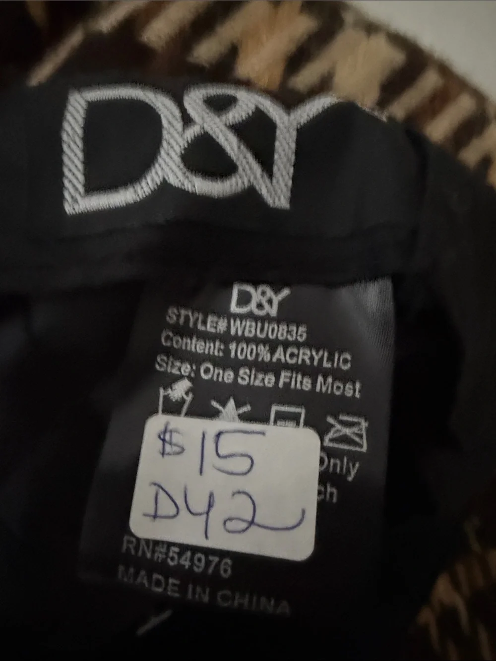 NWT D&Y Brown and Cream Houndstooth Bucket Hat with Accent Buckle